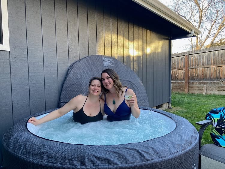 Can You Use an Inflatable Hot Tub in the Winter 03