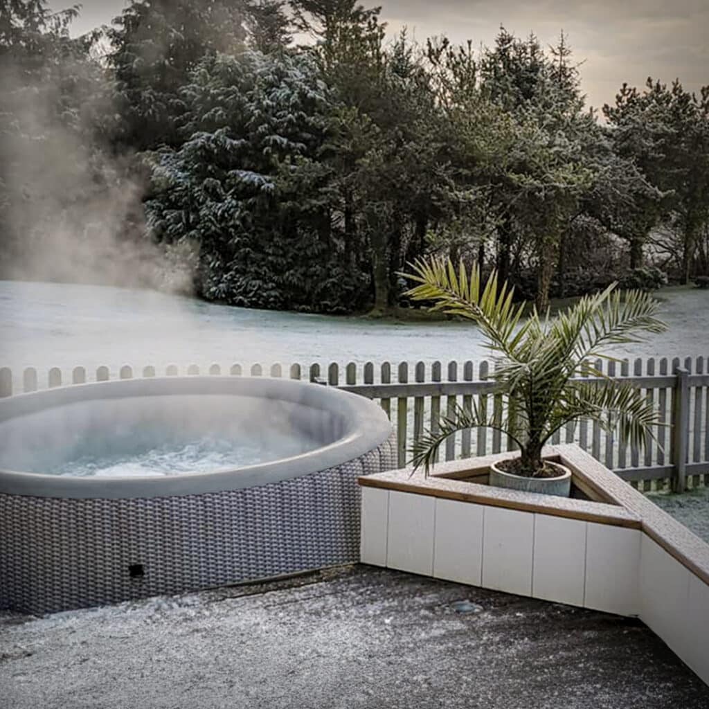 Do inflatable hot tubs take a lot of electricity 02
