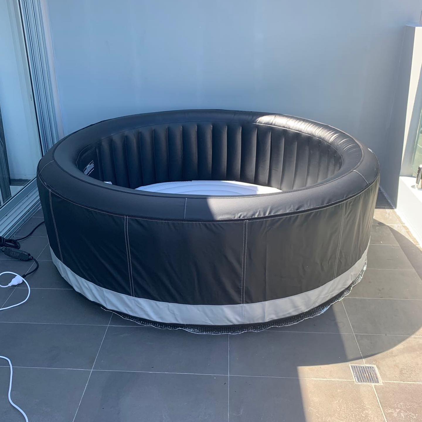 How Long Do Inflatable Hot Tubs Last 02