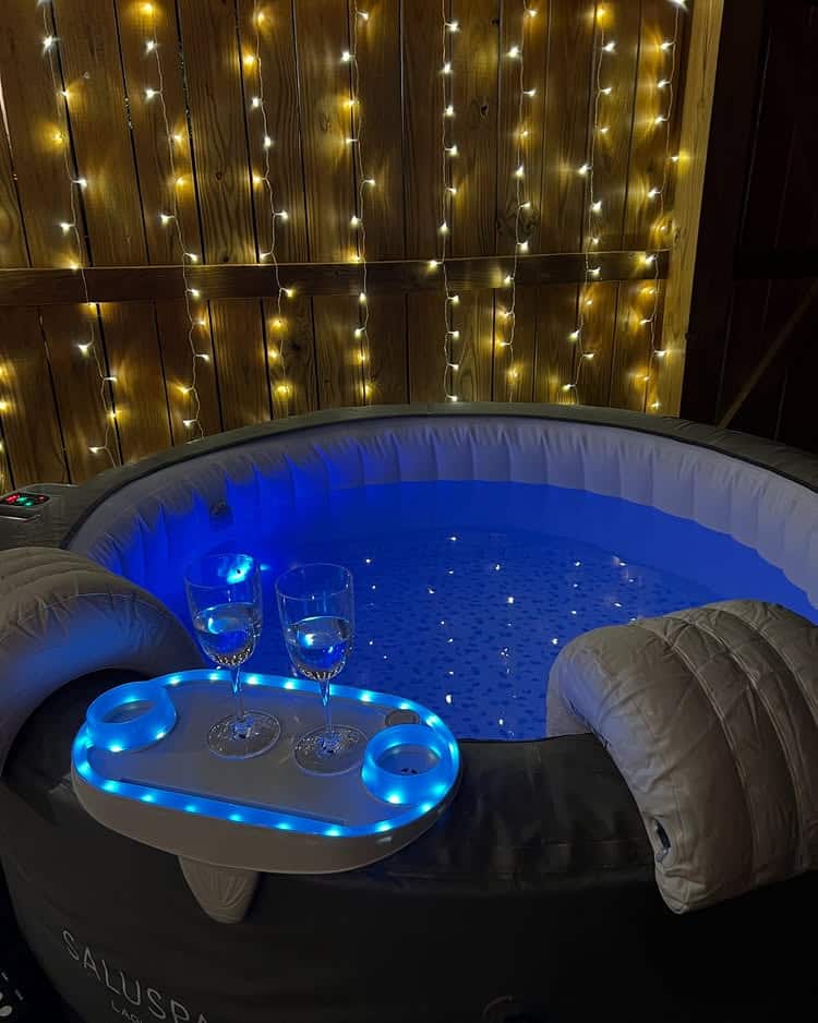 How to Clean Inflatable Hot Tub 03