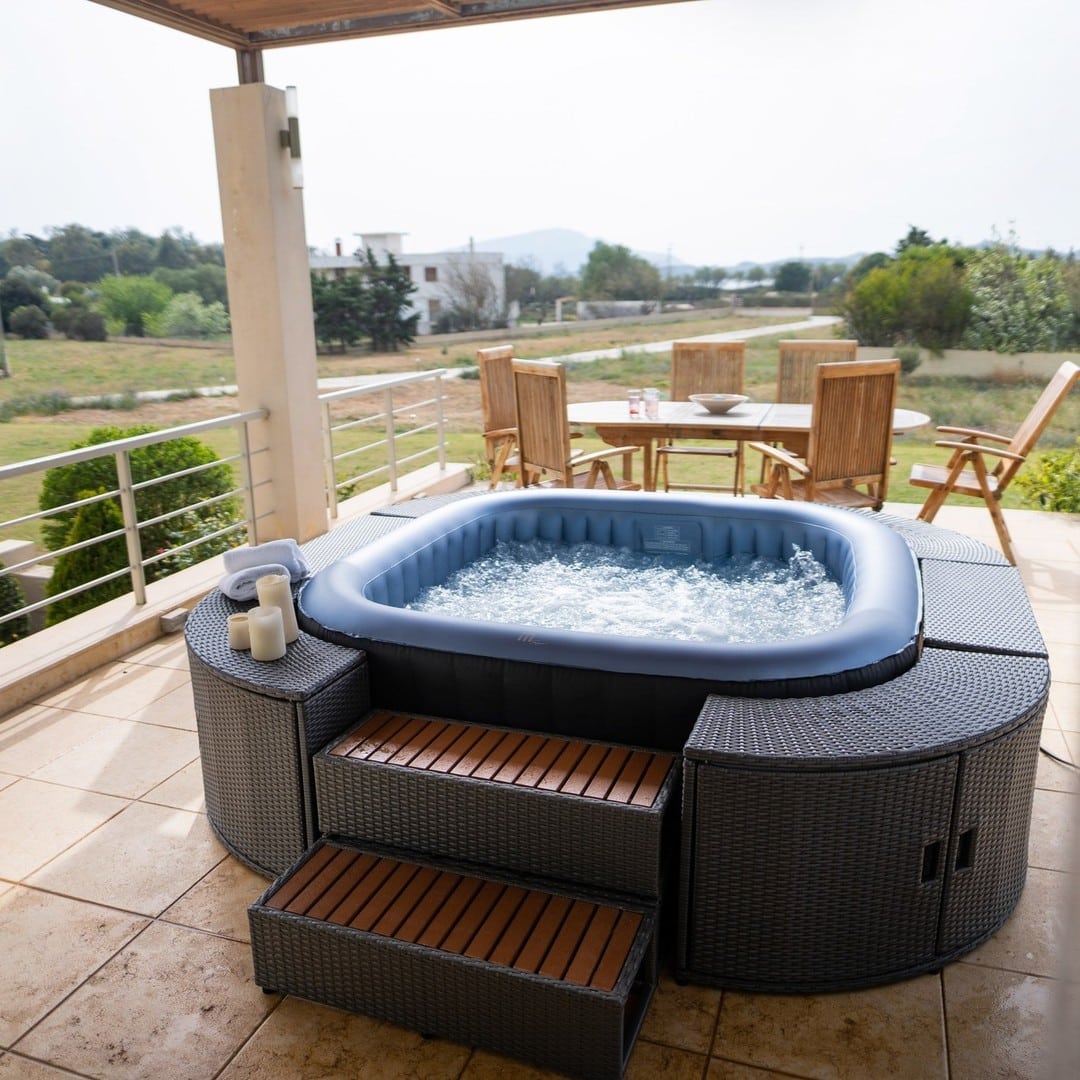 Why You Should Consider Getting an Inflatable Hot Tub for Winter 01