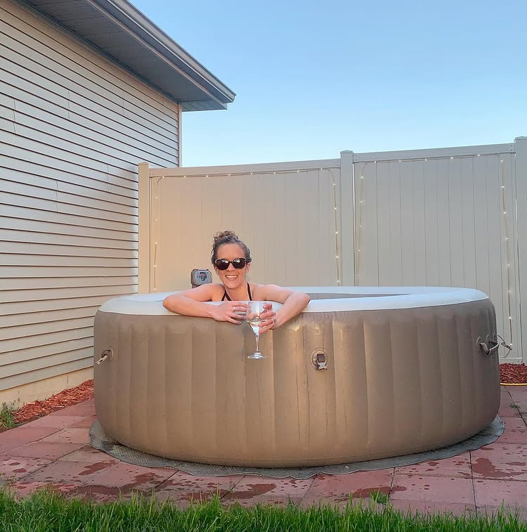 Why You Should Consider Getting an Inflatable Hot Tub for Winter 02